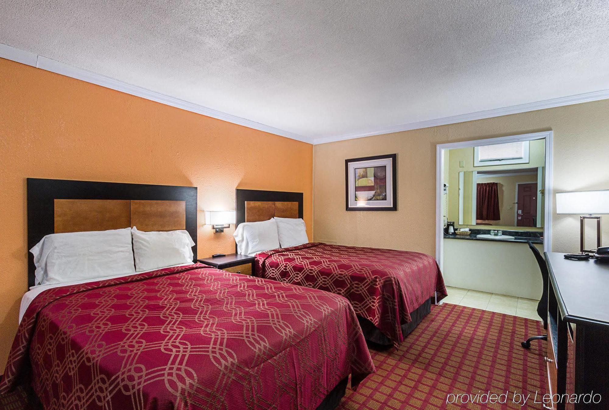 Rodeway Inn West Dodge Омаха Екстер'єр фото